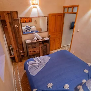 https://stella-joli-appartement-en-medina-avec-cheminee.essaouirahotels.net